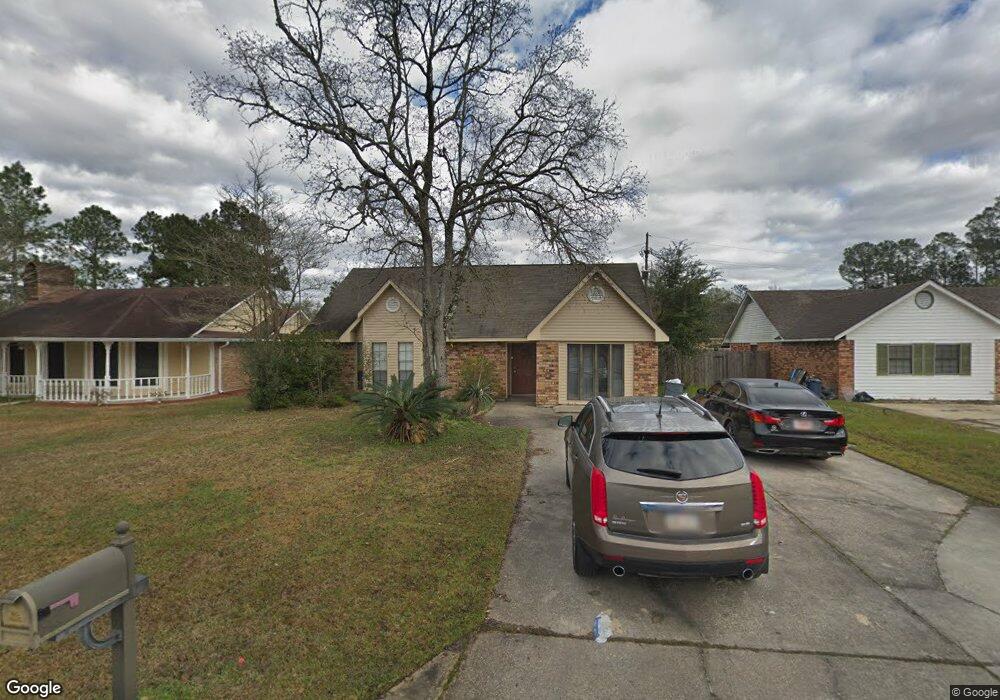 802 Huntwyck Cir, Slidell, LA 70460 - photo 1