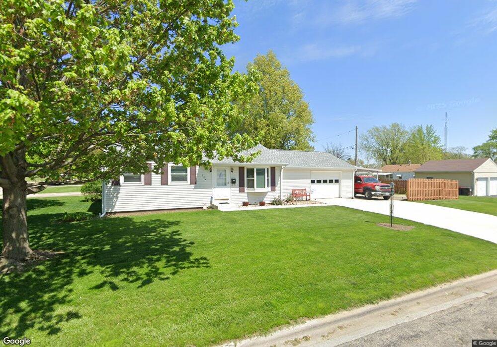 202 Nugent Place, Lincoln, IL 62656 - photo 1