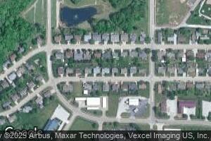 121 E Harrisonville Dr, Valmeyer, IL 62295