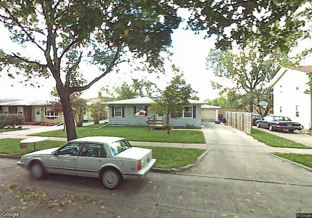 1013 21st St S, Fargo, ND 58103 - photo 1