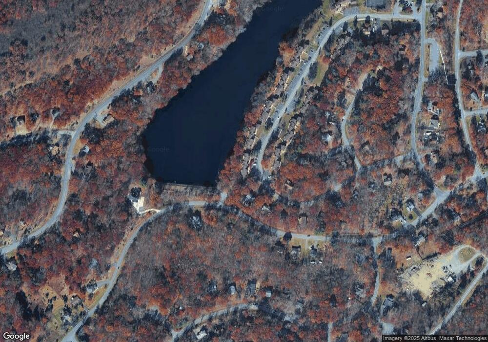 34 Wickes Rd, Bushkill, PA 18324 - photo 1