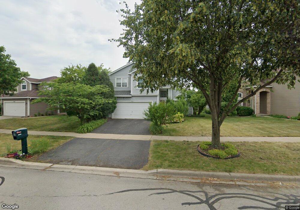 1960 Cobblebrook Ln, Naperville, IL 60565 - photo 1