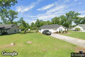136 Meadow Ln, Ashburn, GA 31714