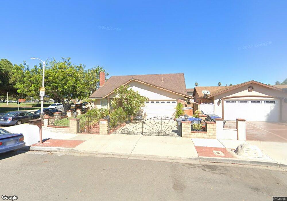 221 Carlisle Ct, Oxnard, CA 93033 - photo 1