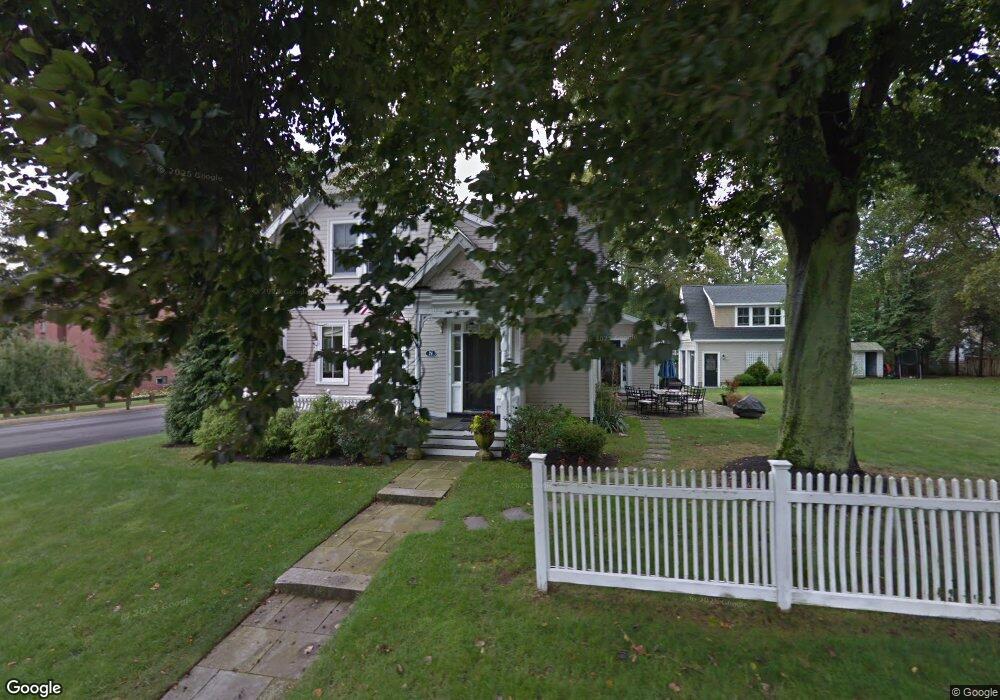 24 Elm St, Hingham, MA 02043 - photo 1