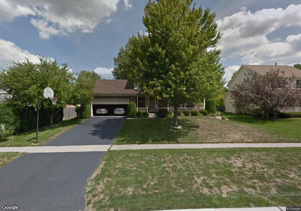 462 S Raddant Rd, Batavia, IL 60510 - photo 1