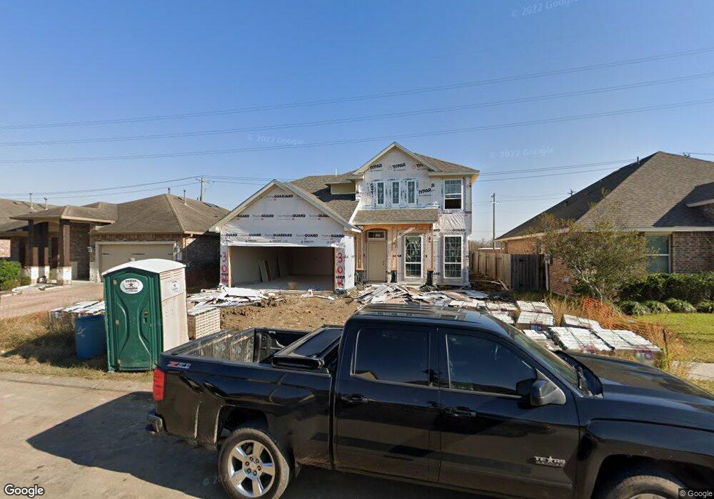 302 Kendall Crest Dr, Alvin, TX 77511 - photo 1