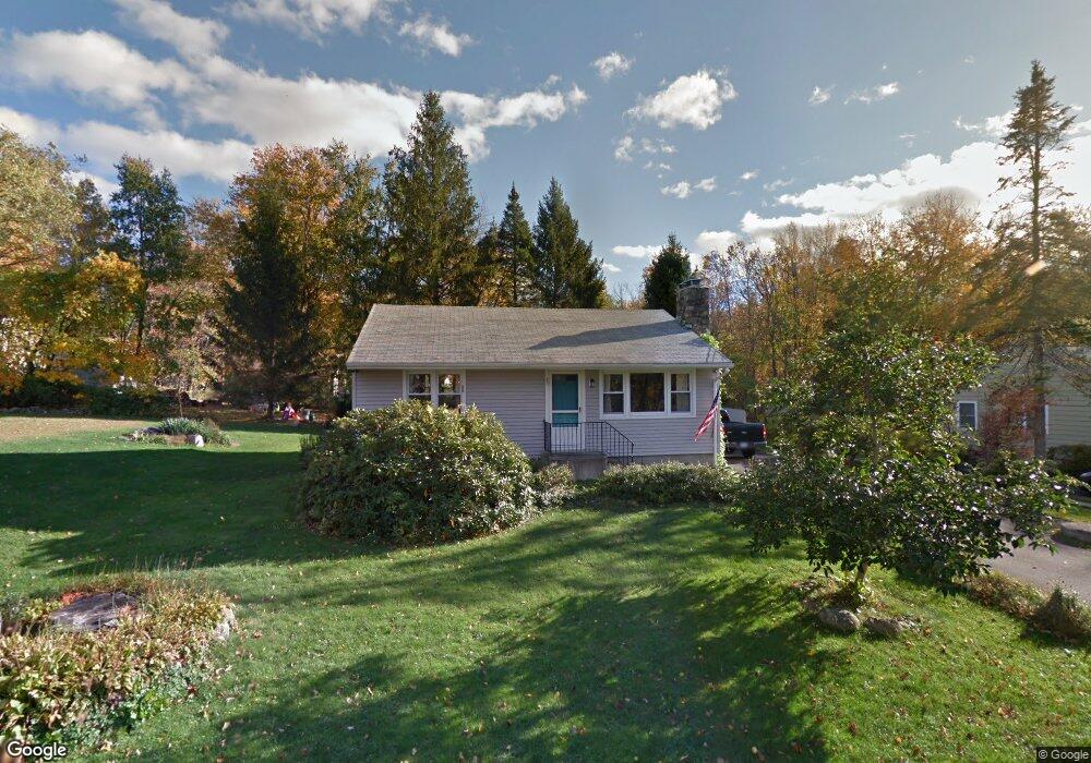 4 Pickett Rd, New Fairfield, CT 06812 - photo 1