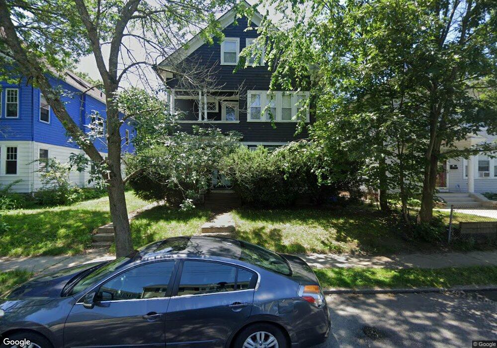 137 Evergreen St, Providence, RI 02906 - photo 1