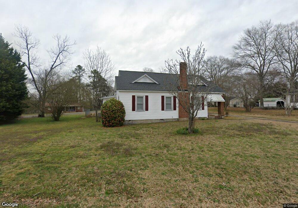 136 Carey St, Elberton, GA 30635 - photo 1
