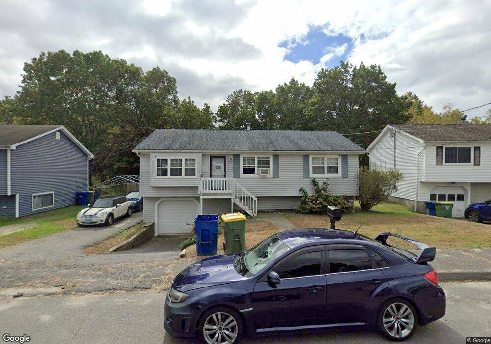 31 Cathy Ln, Waterbury, CT 06704 - photo 1