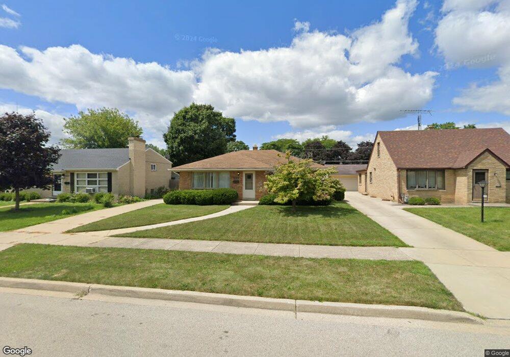 2318 Walnut St, Waukegan, IL 60087 - photo 1