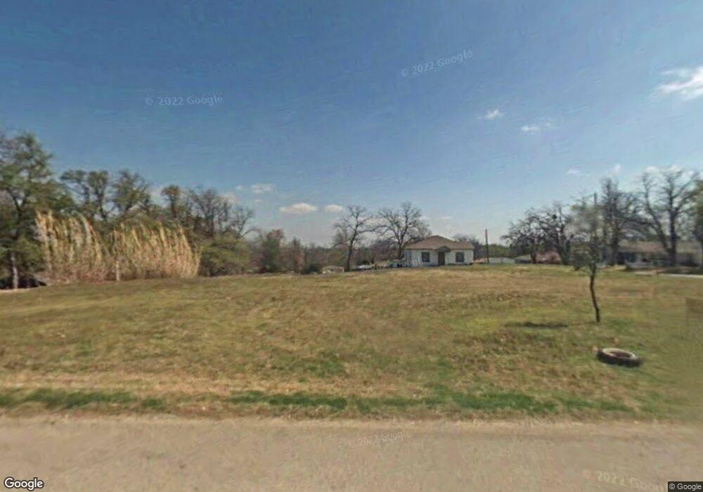 908 N Bush Ave, Denison, TX 75020 - photo 1