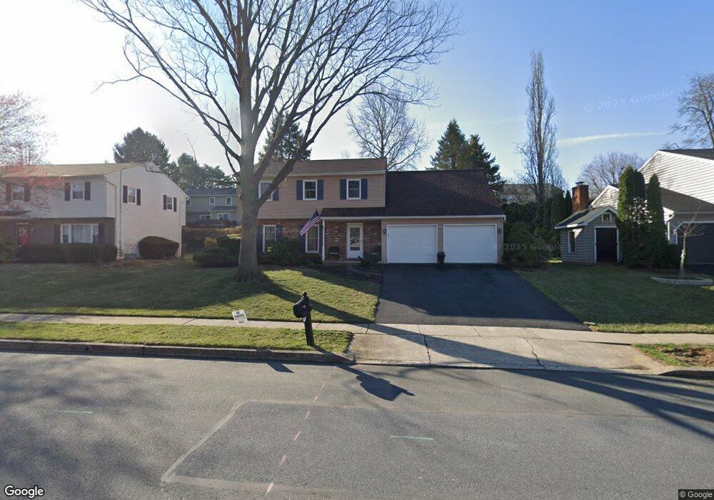 2110 Gring Dr, Reading, PA 19610 - photo 1
