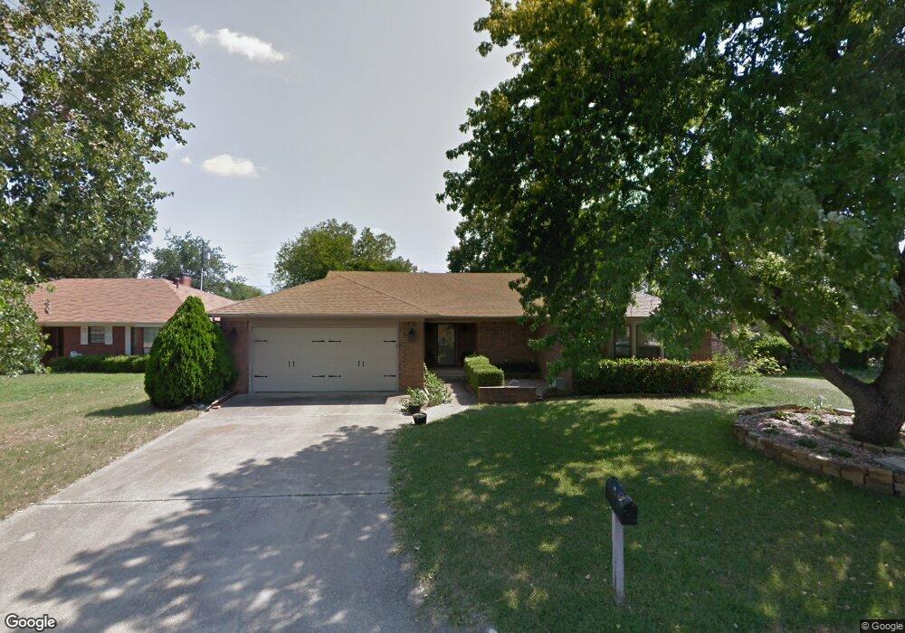 110 Allen Dr, Ardmore, OK 73401 - photo 1