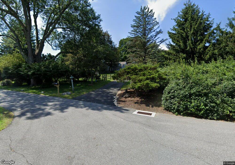 82 Catalpa Rd, Wilton, CT 06897 - photo 1