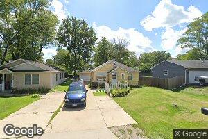 4707 Mccullom Lake Rd, McHenry, IL 60050