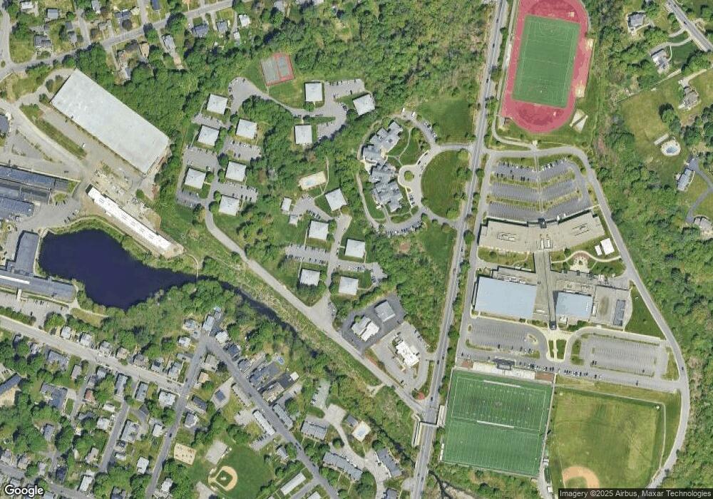 3 Walker Rd unit 4     3, North Andover, MA 01845 - photo 1