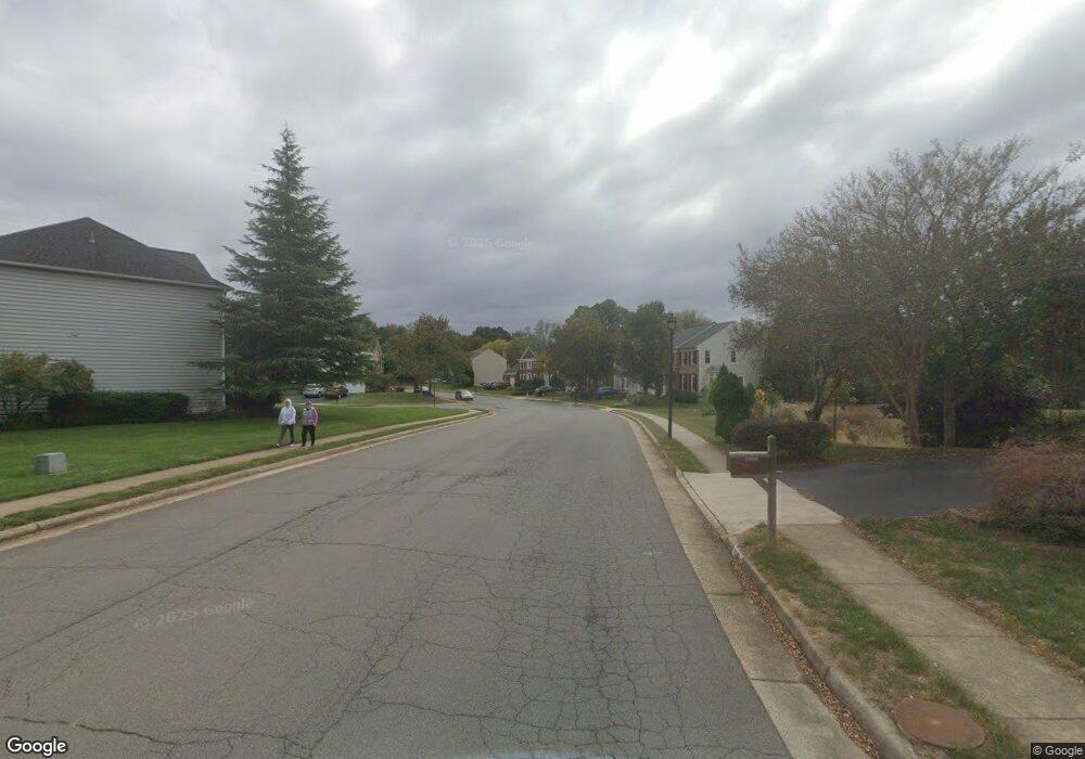 3027 Saffron Dr, Herndon, VA 20171 - photo 1