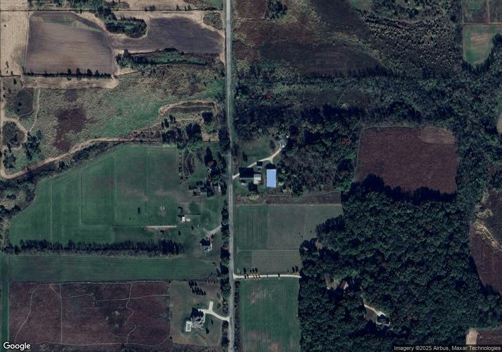 N9186 Legler Rd, Brooklyn, WI 53521 - photo 1