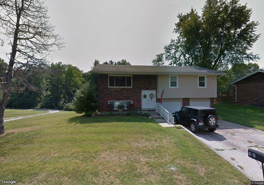 916 Borri Dr, Maryville, IL 62062 - photo 1