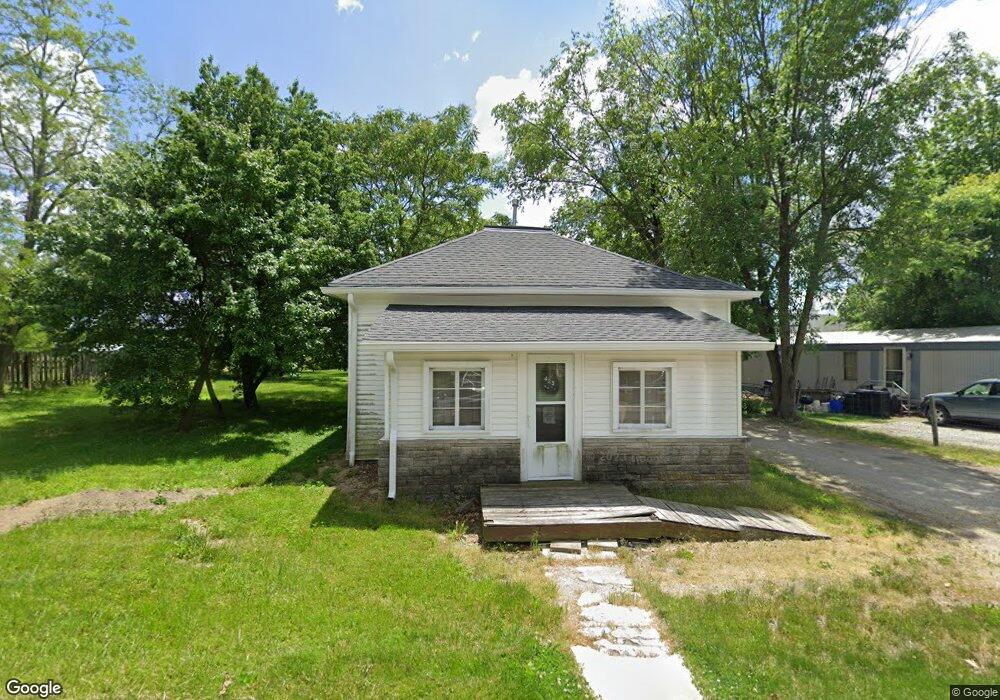 425 W 11th St, Warren, IN 46792 - photo 1