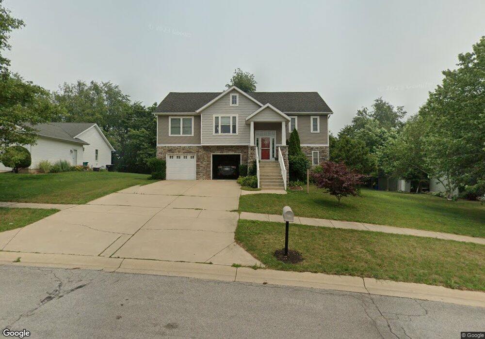 608 W Dunn Rd, New Carlisle, IN 46552 - photo 1