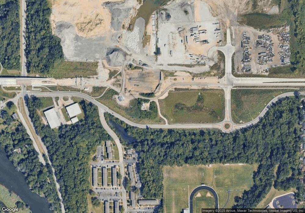 880 Bolz Rd, Carpentersville, IL 60110 - photo 1