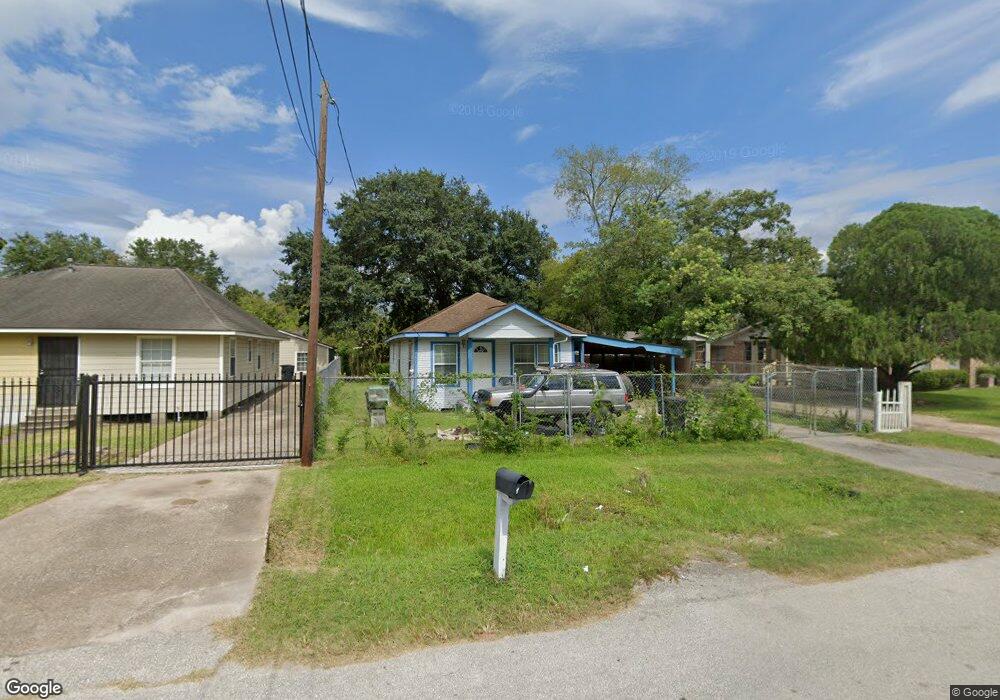 3917 Vaughn St, Houston, TX 77016 - photo 1