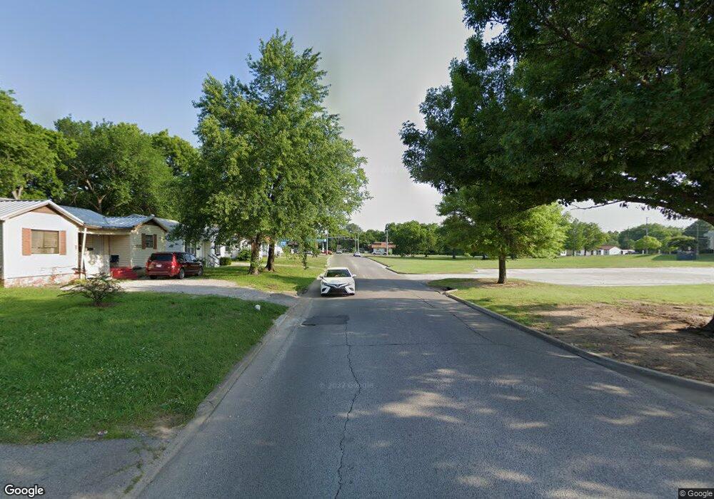 1223 G St NW, Ardmore, OK 73401 - photo 1