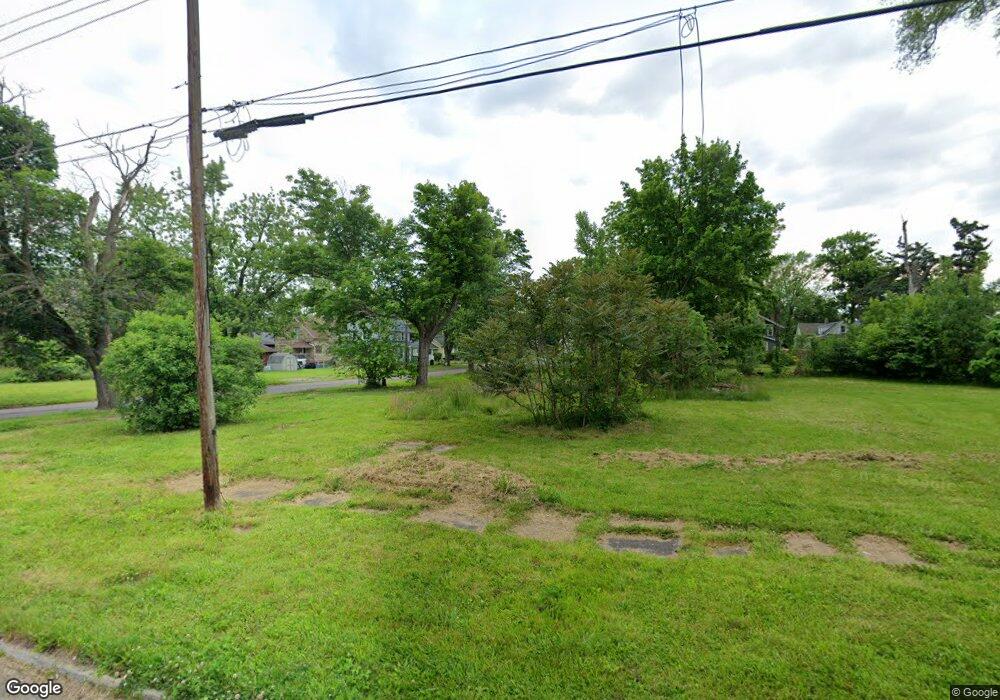 1601 Bennett Ave, Flint, MI 48506 - photo 1