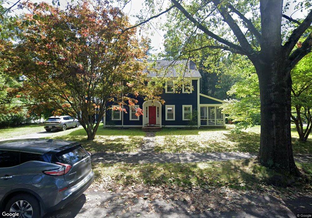 32 Hitchcock Rd, Amherst, MA 01002 - photo 1