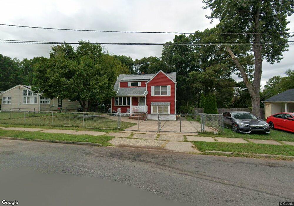 11 Roberts Rd, Somerset, NJ 08873 - photo 1