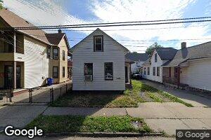 1585 E 33rd St, Cleveland, OH 44114
