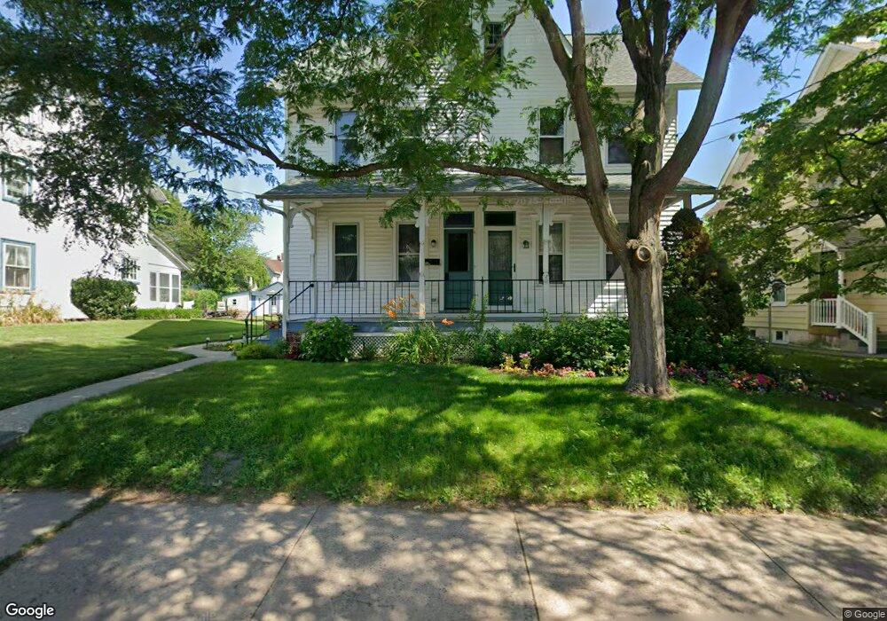 407 E Broad St, Quakertown, PA 18951 - photo 1