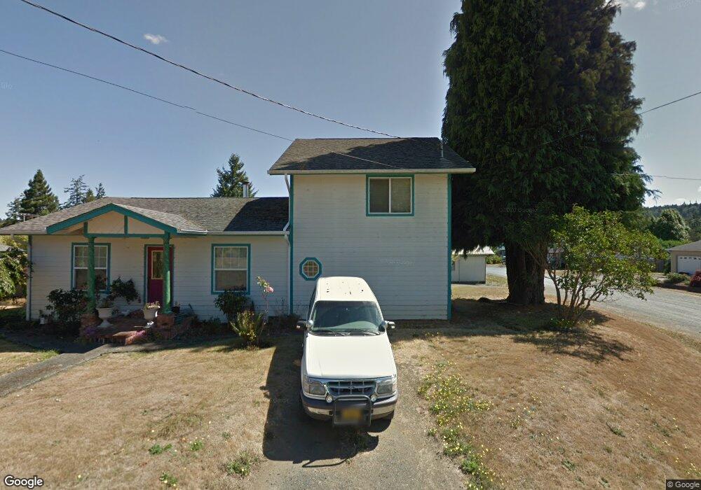 431 Herman St, Myrtle Point, OR 97458 - photo 1