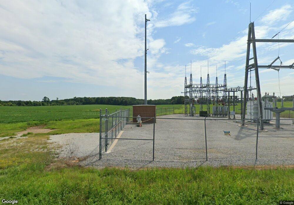 1522 Miles Creek Rd, South Hill, VA 23970 - photo 1