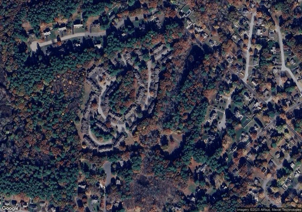 16 Hawthorne Village unit 16C,16, Franklin, MA 02038 - photo 1