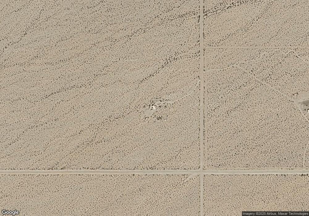 18455 S Lone Ranger Rd, Yucca, AZ 86438 - photo 1