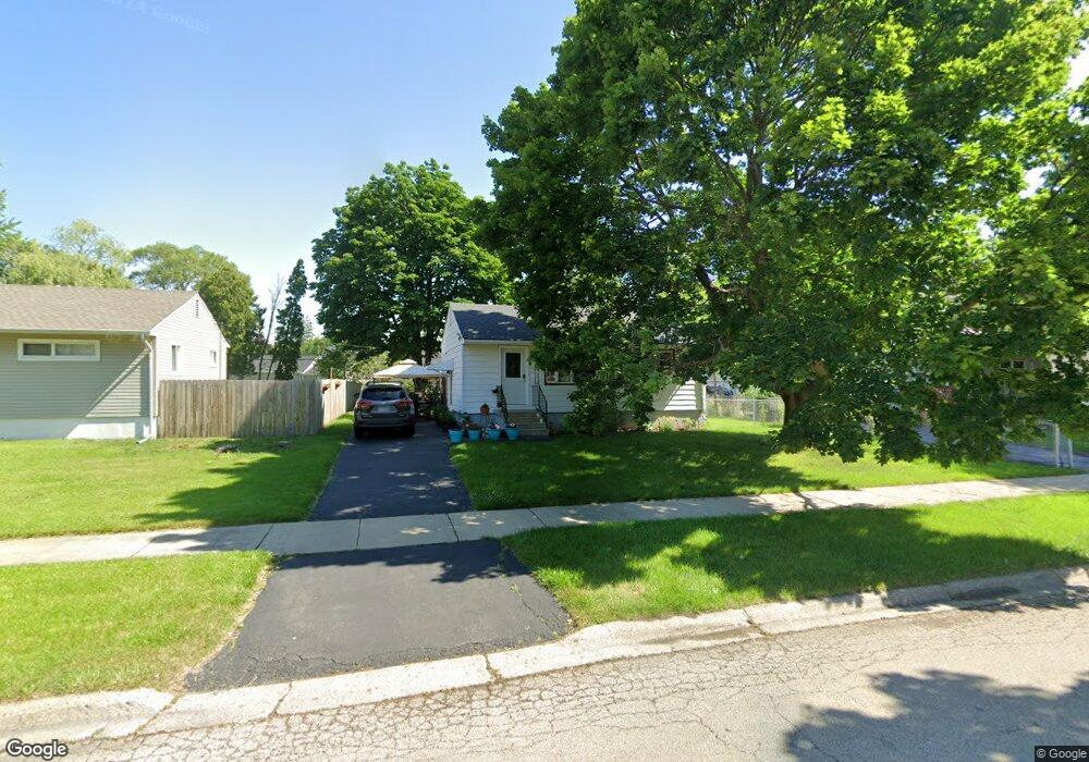 2330 W Cheyenne Rd, Waukegan, IL 60087 - photo 1