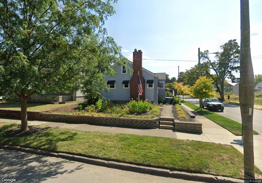 373 E Markison Ave, Columbus, OH 43207 - photo 1