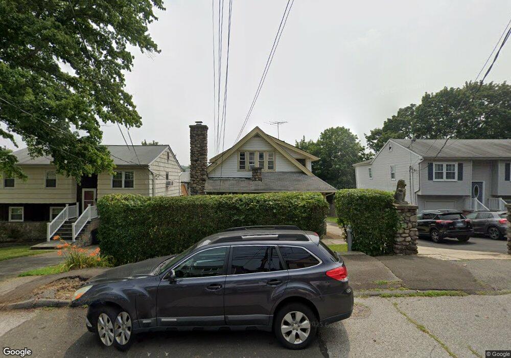 171 Knickerbocker Ave unit 1ST F, Stamford, CT 06907 - photo 1