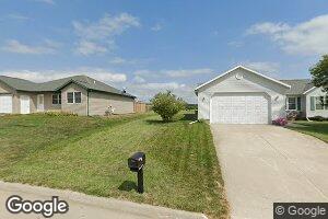 903 Jones St, Walnut, IA 51577