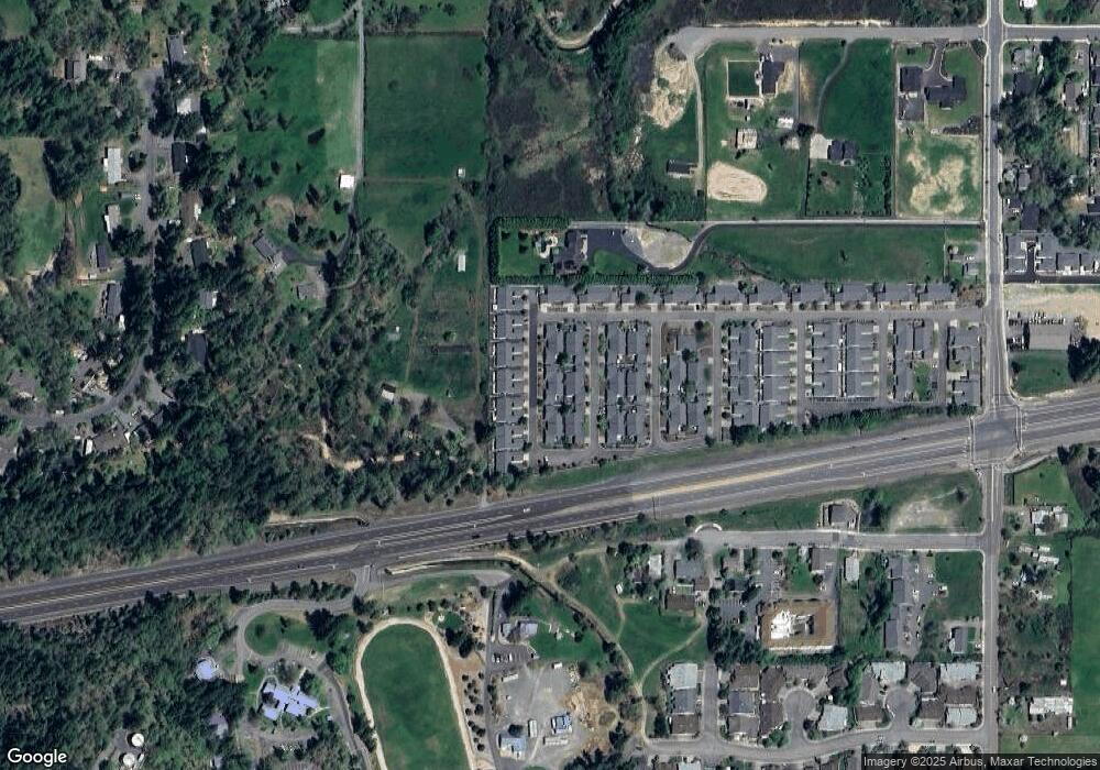 1885 Honeylocust Dr, Grants Pass, OR 97527 - photo 1