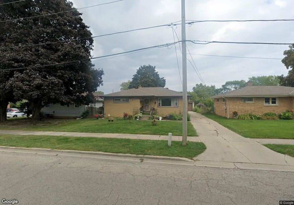 1107 S Elmwood Ave, Waukegan, IL 60085 - photo 1