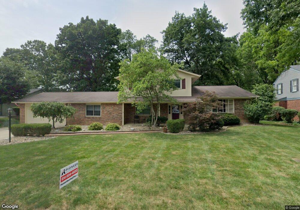 6039 Winstead Rd, Columbus, OH 43235 - photo 1