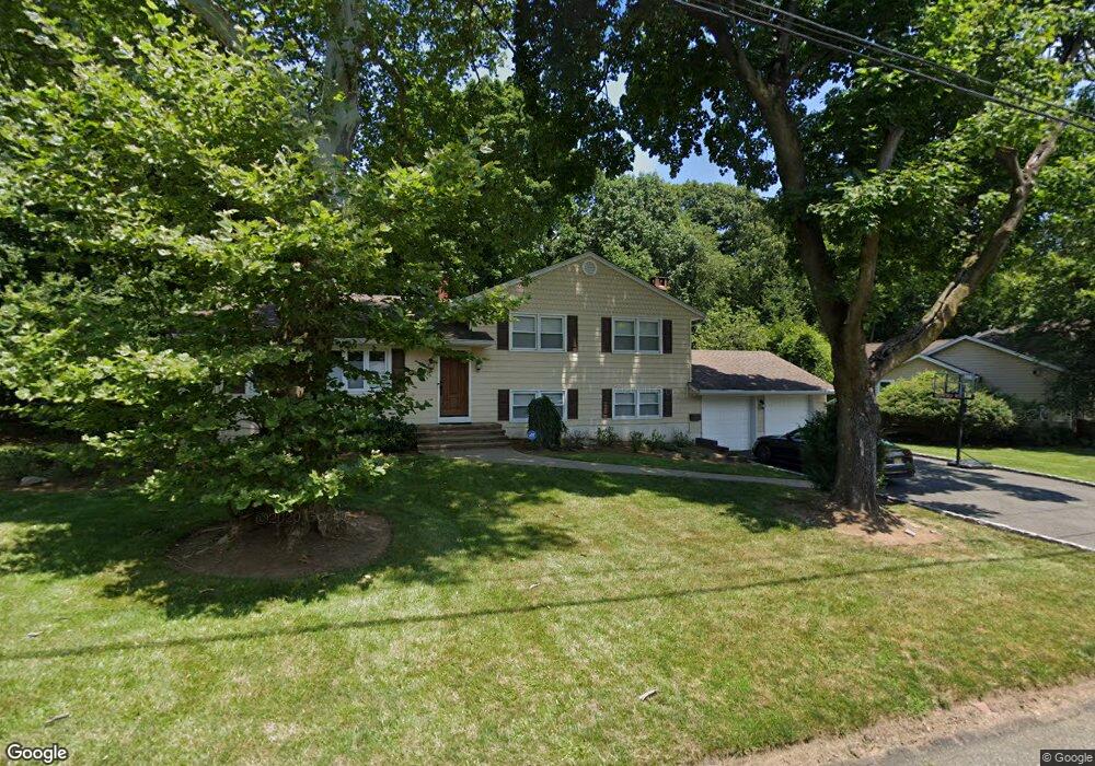 15 Pine Place, Harrington Park, NJ 07640 - photo 1