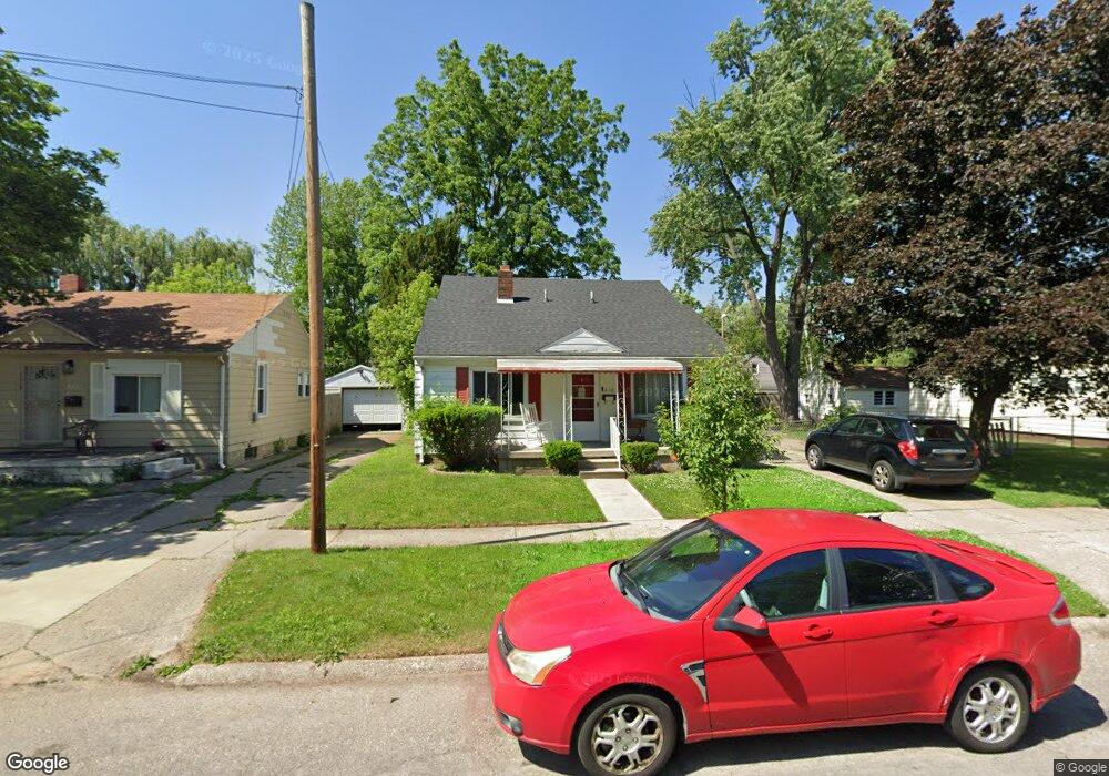 818 Waldman Ave, Flint, MI 48507 - photo 1