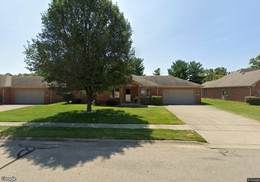 5137 Constitution Ct, Columbus, IN 47203 - photo 1