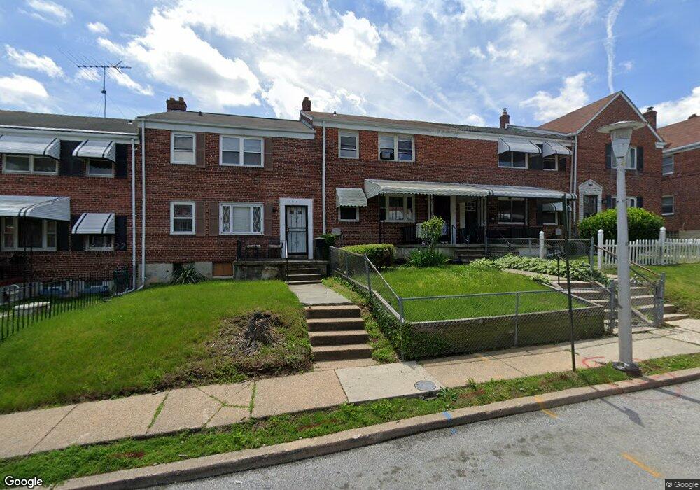 3909 Glenhunt Rd, Baltimore, MD 21229 - photo 1